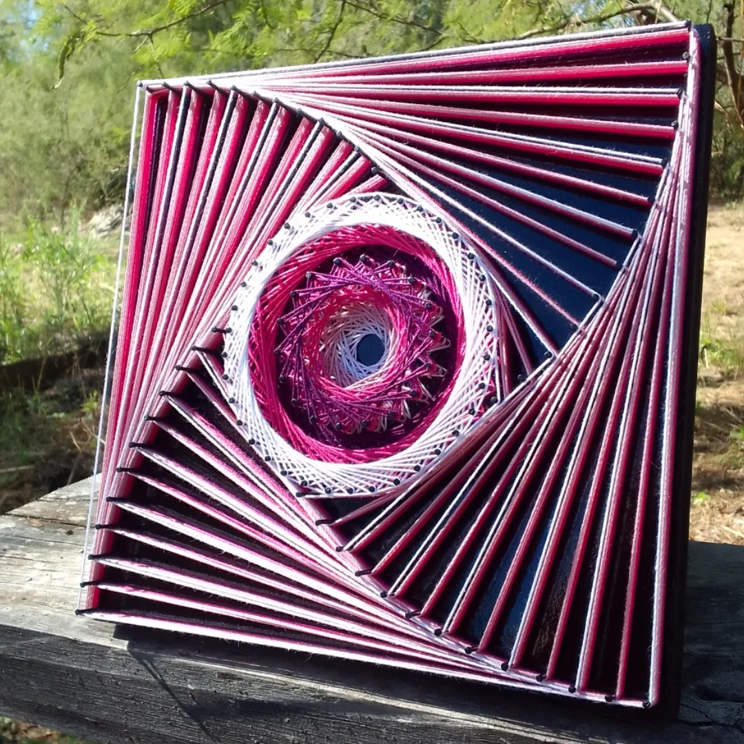 String art espiral rosa